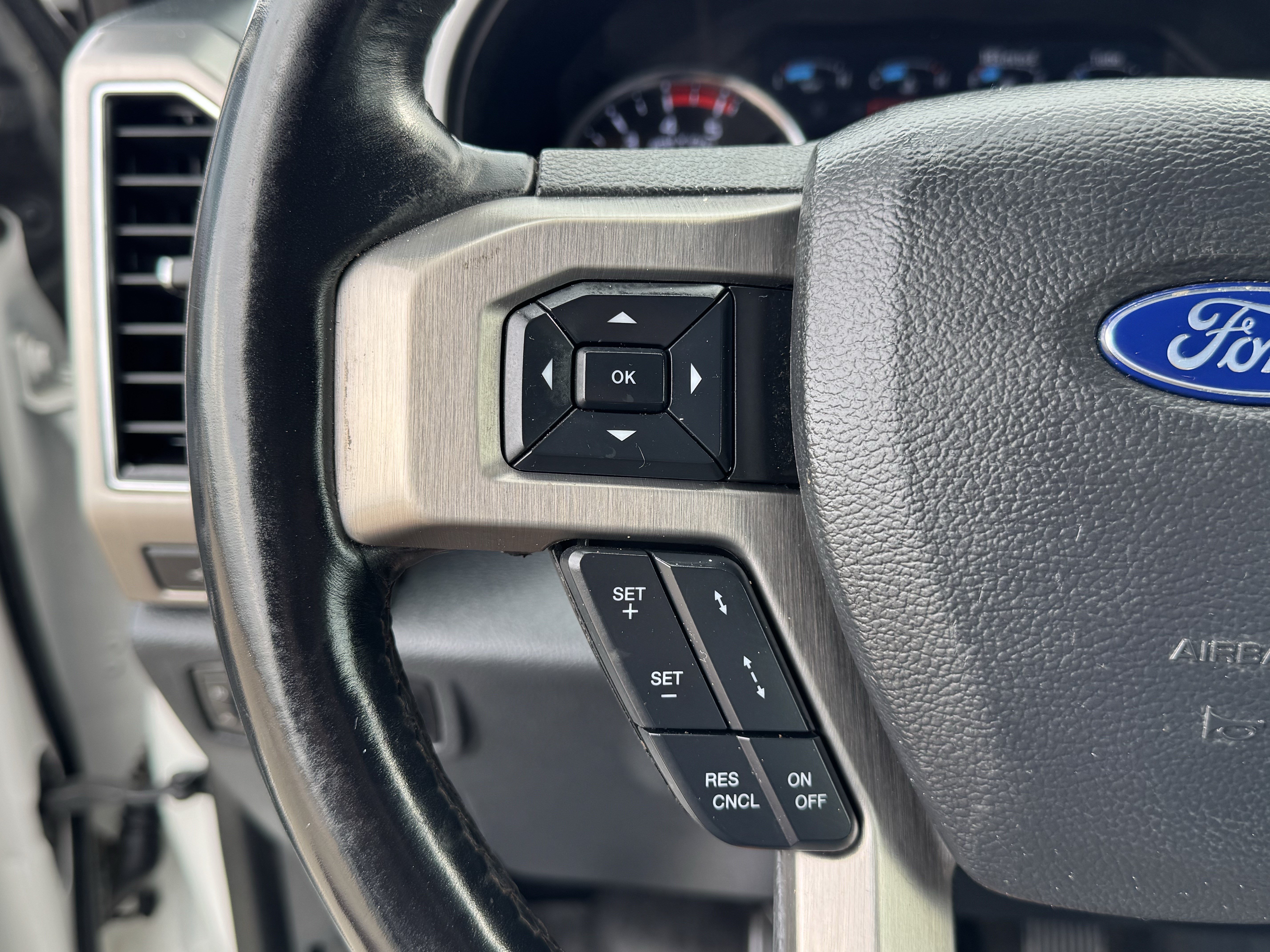 Used 2022 Ford F250 Platinum AWD/4WD image 27