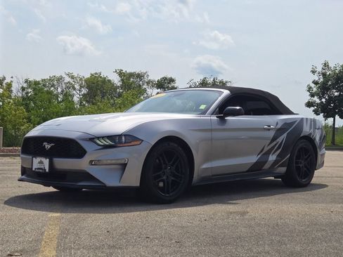 Used 2023 Ford Mustang Premium RWD image 5