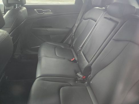 Used 2025 Kia Sportage EX FWD image 22