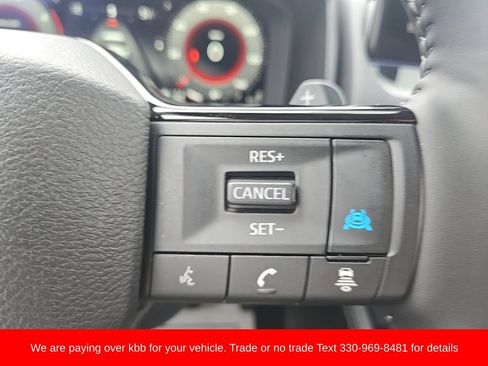 Used 2025 Nissan Rogue Platinum w/ Platinum Premium Package AWD/4WD image 16
