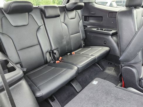 Used 2025 Kia Telluride S FWD image 22