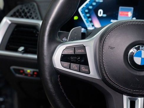 Used 2023 BMW X7 M60i image 56