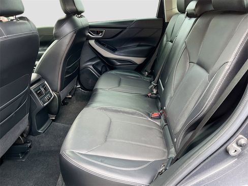 Used 2022 Subaru Forester Limited image 25