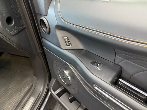 Certified 2023 Ford Expedition Platinum image 54