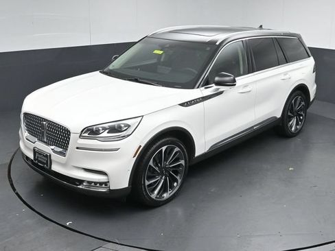Used 2021 Lincoln Aviator Reserve w/ Equipment Group 202A AWD/4WD image 45