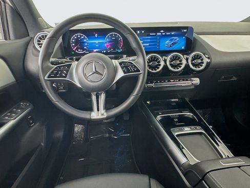 Certified 2026 Mercedes-Benz GLA 250 image 4