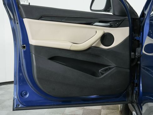 Used 2021 BMW X1 sDrive28i w/ Convenience Package image 17