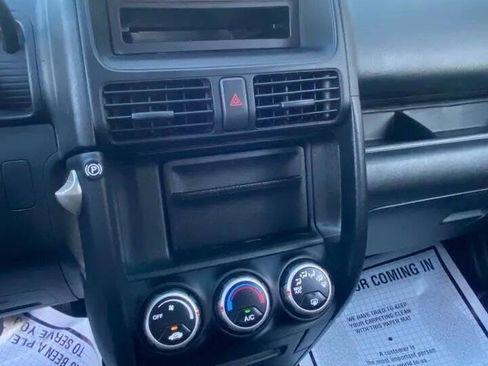 Used 2002 Honda CR-V LX image 14