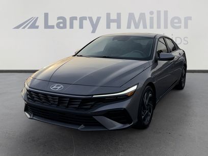 Certified 2024 Hyundai Elantra SEL w/ Convenience Package