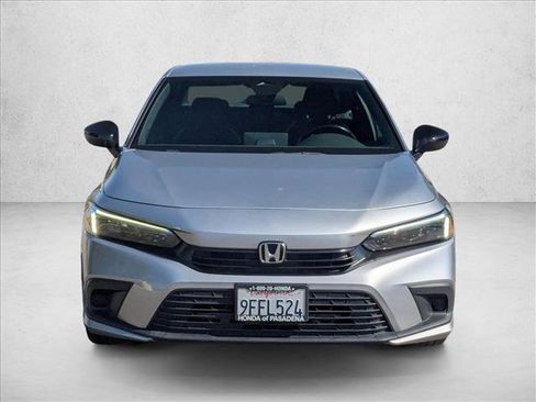 Used 2023 Honda Civic Sport image 2