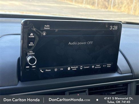 Used 2025 Honda Pilot EX-L image 18