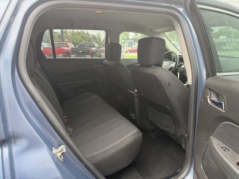 Used 2011 GMC Terrain SLE FWD image 16