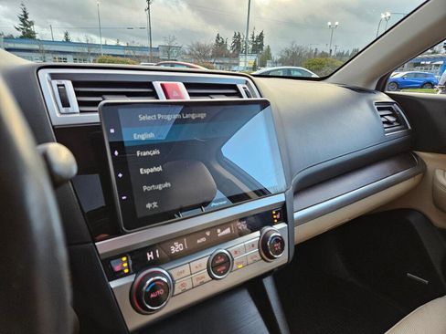 Used 2016 Subaru Outback 2.5i Limited image 31