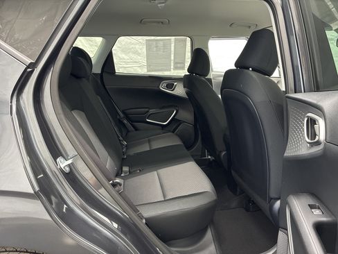 Certified 2023 Kia Soul LX w/ Option Group 015 FWD image 9