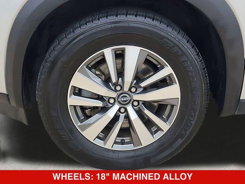 Used 2023 Nissan Pathfinder SL FWD image 14