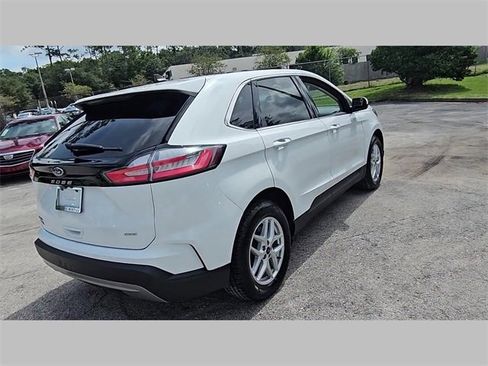 Used 2022 Ford Edge SEL image 24