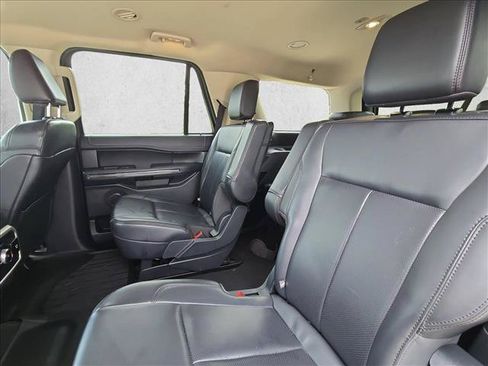 Used 2024 Ford Expedition XLT RWD image 19