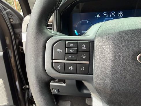 Used 2024 Ford F250 Lariat w/ Lariat Ultimate Package image 10