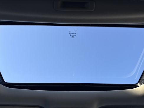 Used 2025 Honda Odyssey Touring image 28