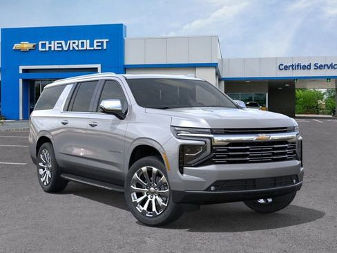 New 2026 Chevrolet Suburban Premier w/ Sun And Tow Package AWD/4WD image 7