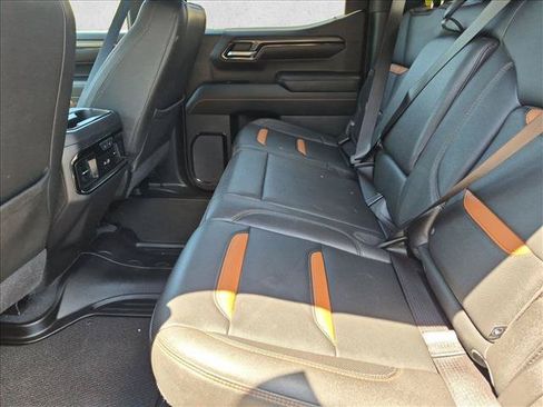 Used 2022 GMC Sierra 1500 AT4 w/ AT4 Preferred Package AWD/4WD image 19