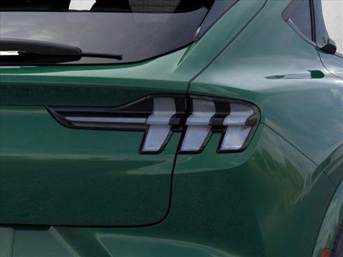 New 2026 Ford Mustang Mach-E Premium image 20