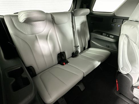 Used 2020 Hyundai Palisade SEL w/ Premium Package image 27