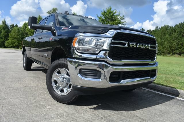 Used 2020 RAM 2500 Tradesman w/ Chrome Appearance Group AWD/4WD image 5
