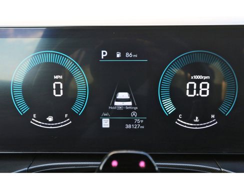 Used 2024 Hyundai Santa Fe SEL image 17