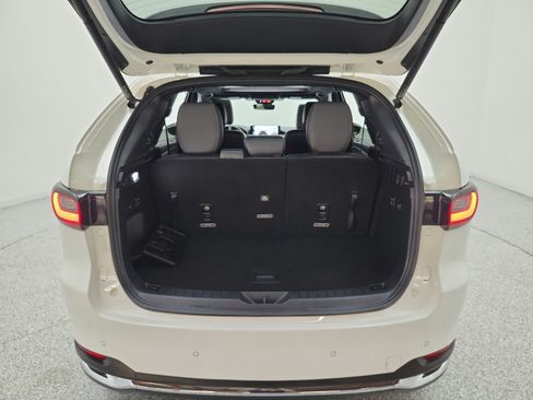 Used 2024 MAZDA CX-90 Plug-In Hybrid w/ Premium Plus AWD/4WD image 18