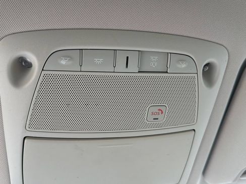 Used 2016 Nissan Rogue SL AWD/4WD image 35