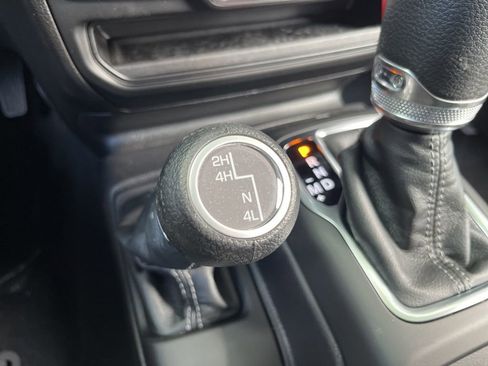 New 2026 Jeep Gladiator Sport image 38