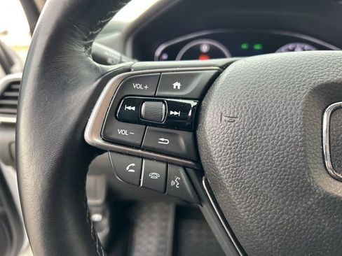 Used 2019 Honda Accord Touring image 13