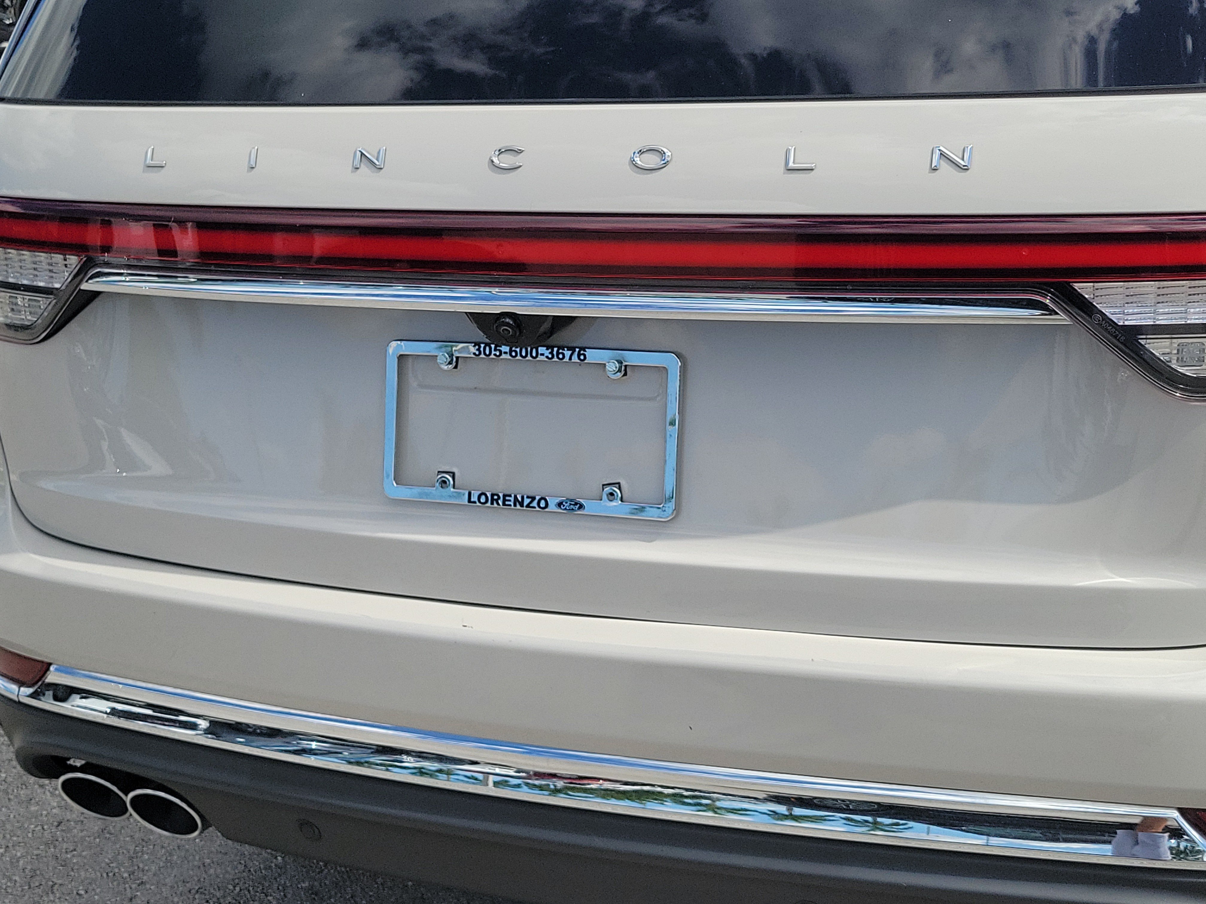 Used 2023 Lincoln Aviator Reserve w/ Elements Package Plus RWD image 32