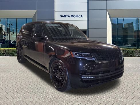 New 2026 Land Rover Range Rover Long Wheelbase SE AWD/4WD image 7