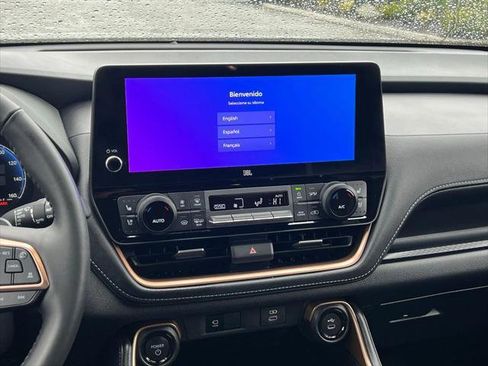 Certified 2025 Toyota Grand Highlander AWD Hybrid image 20