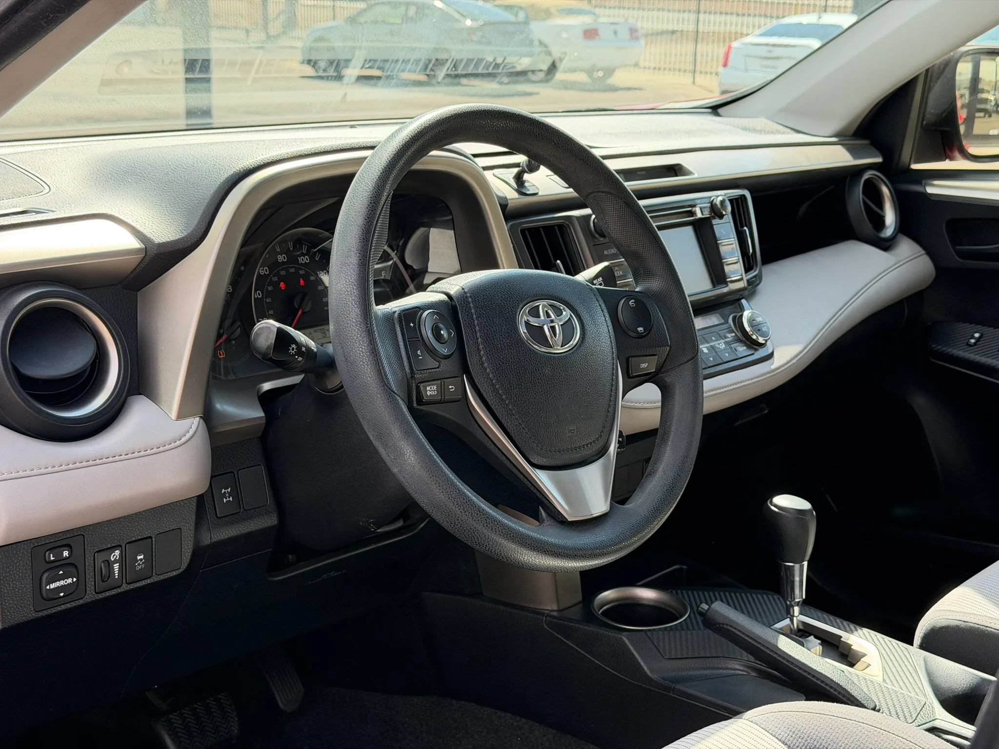 Used 2013 Toyota RAV4 XLE AWD/4WD image 20