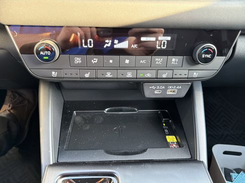 New 2026 Subaru Outback Touring AWD/4WD image 28