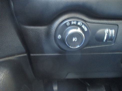 Used 2021 Dodge Durango GT image 13