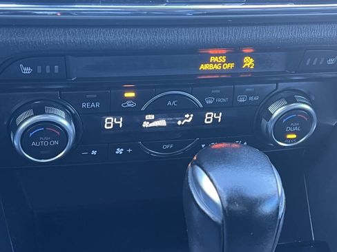 Used 2018 MAZDA CX-9 Touring image 40