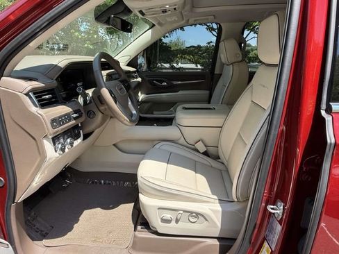 Certified 2024 GMC Yukon XL Denali w/ Max Trailering Package AWD/4WD image 11