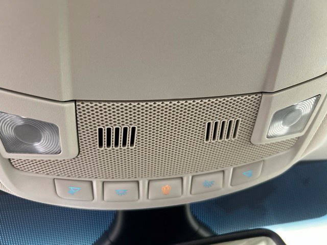 Used 2019 Ford Edge SEL w/ Equipment Group 201A AWD/4WD image 17