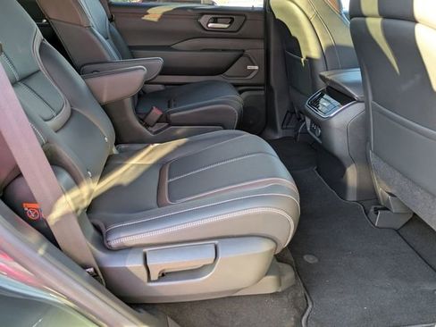 New 2025 Nissan Armada SL w/ Captain's Chari Seat Package image 32