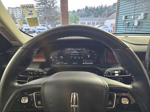 Used 2024 Lincoln Aviator Reserve image 27