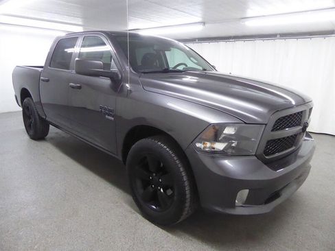 Used 2019 RAM 1500 Express w/ Express Value Package AWD/4WD image 1