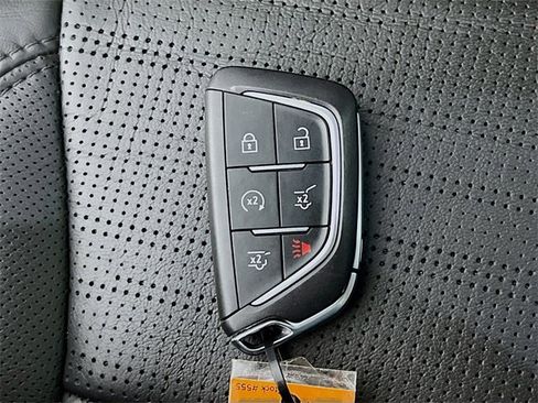 Used 2023 Cadillac Escalade ESV Premium Luxury w/ Performance Package image 33