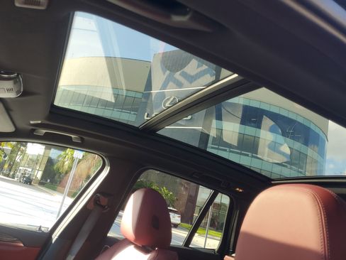 Used 2023 BMW X3 M40i image 24