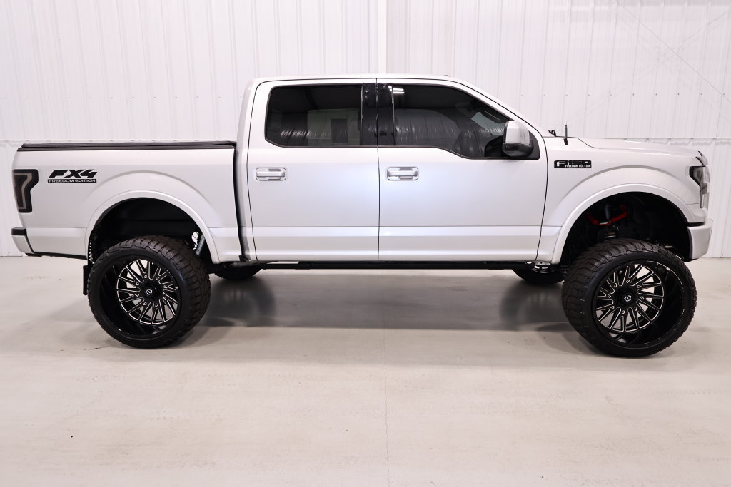 Used 2015 Ford F150 XLT w/ Equipment Group 302A Luxury AWD/4WD image 2