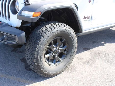 Used 2018 Jeep Wrangler Unlimited Rubicon AWD/4WD image 12