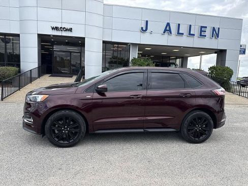 Certified 2022 Ford Edge ST-Line w/ Class II Trailer Tow Package AWD/4WD image 2